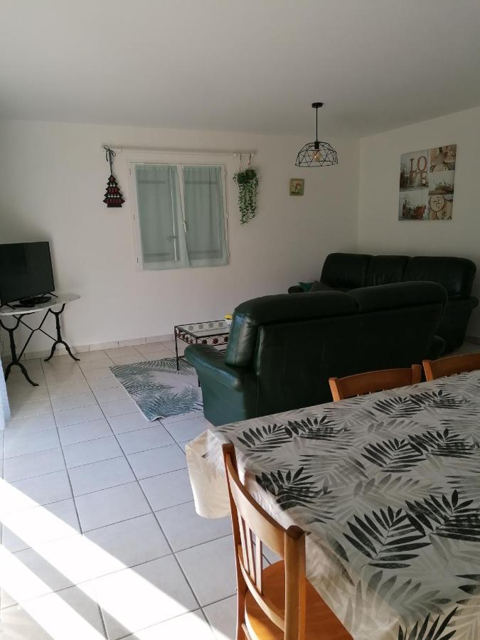 Maison D'Hotes Saint-Julien-l'Ars ภายนอก รูปภาพ